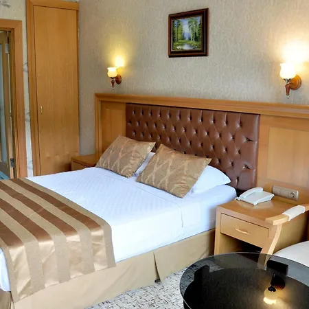 Oersmaris Boutique Hotel 4*