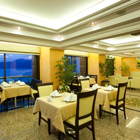 Oersmaris Boutique 4*