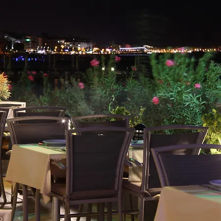 Отель Oersmaris Boutique 4*