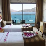 호텔 Oersmaris Boutique 4*