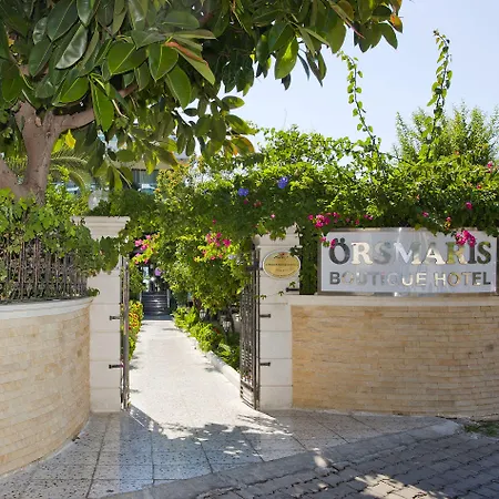 מלון Oersmaris Boutique 4*