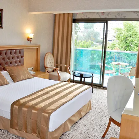 מלון Oersmaris Boutique מרמריס